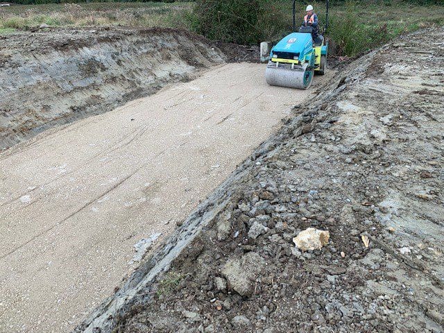Flood defence compaction layers at the headwalls of the 'Side' embankment